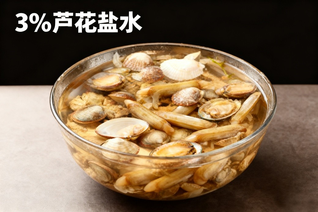 料理活蹦乱跳的海鲜